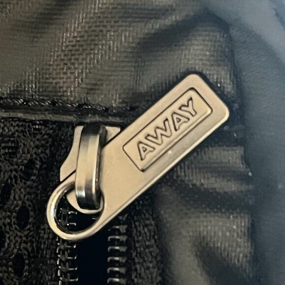 The AWAY Tech Case Zipper Pouch Blue Nylon Leather Handle Electronics Organizer - Picture 10 of 11